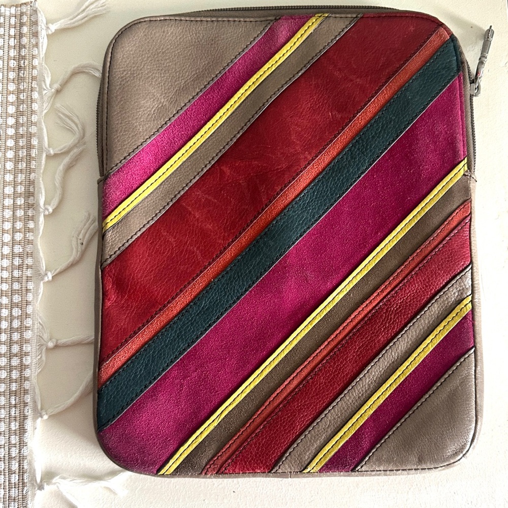 Fossil Leather IPad Tablet Case Perfect PW Stripe Retro